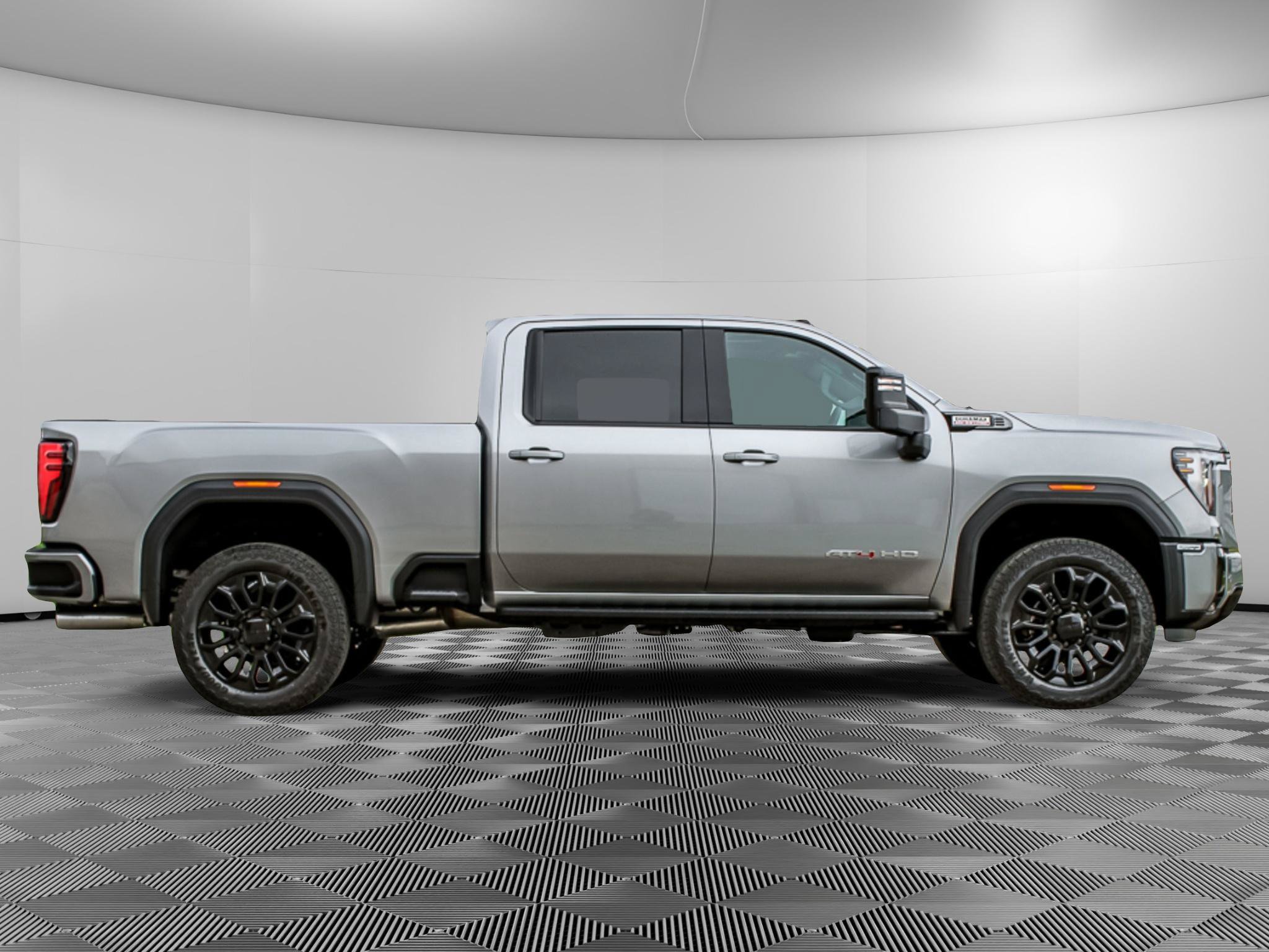 New 2026 GMC Sierra 2500 AT4 w/ AT4 Premium Plus Package AWD/4WD image 2