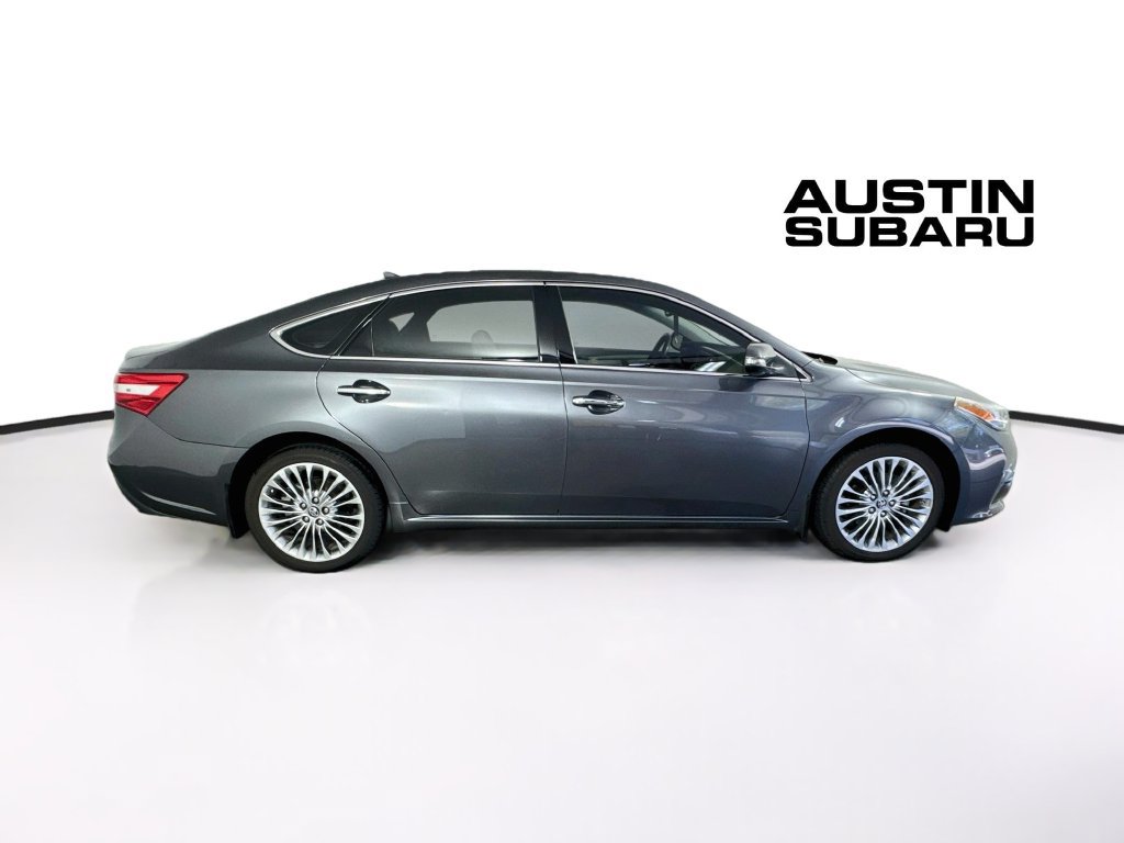 Used 2018 Toyota Avalon Limited FWD image 8