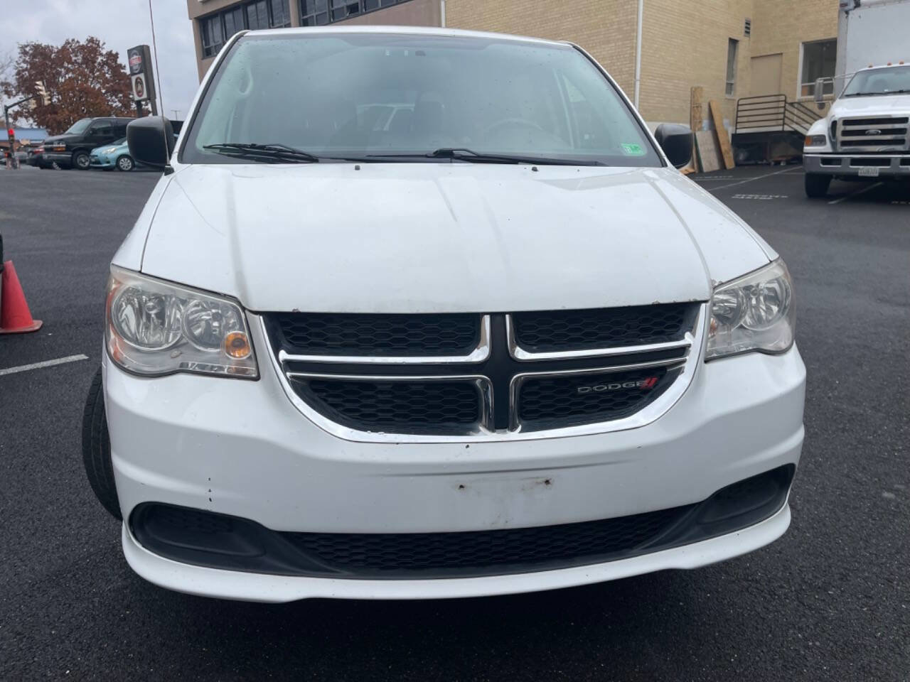 Used 2015 Dodge Grand Caravan SE w/ Quick Order Package 29E SE image 3