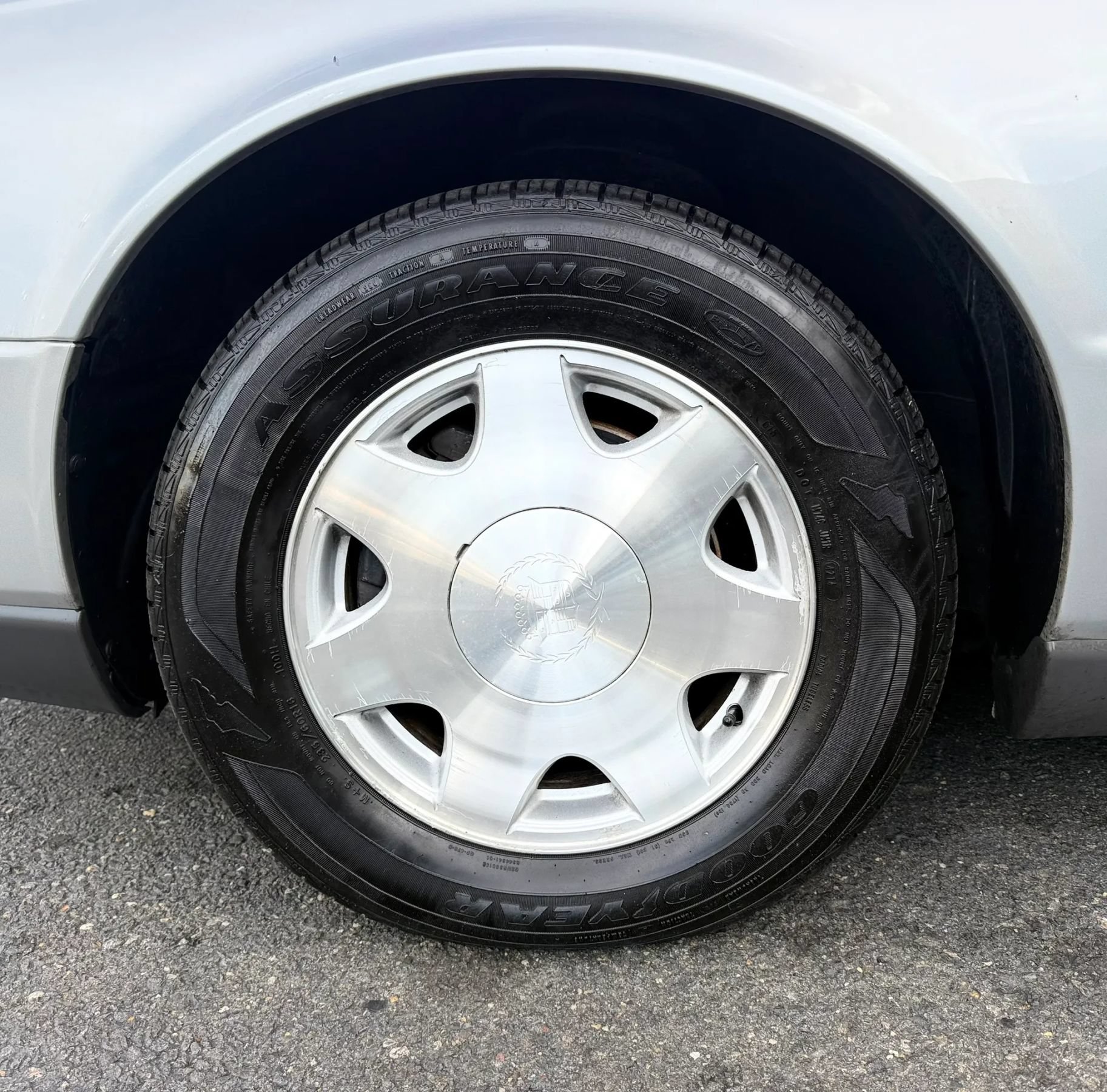 Used 1999 Cadillac Seville SLS w/ Convenience Pkg FWD image 50