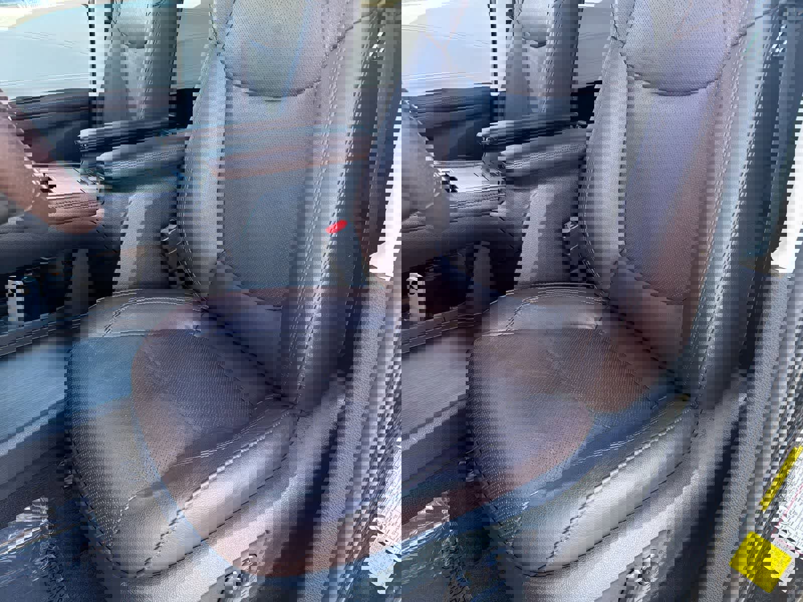 Used 2022 Toyota Sienna Platinum image 17