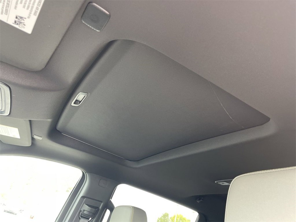 New 2025 Chevrolet Silverado 2500 ZR2 w/ Technology Package image 21