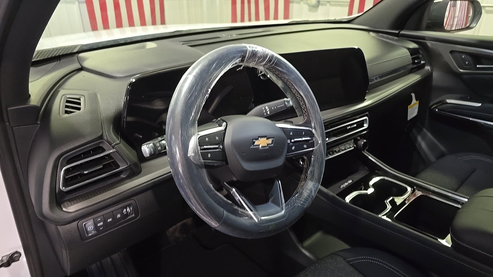 New 2026 Chevrolet Traverse LT image 37