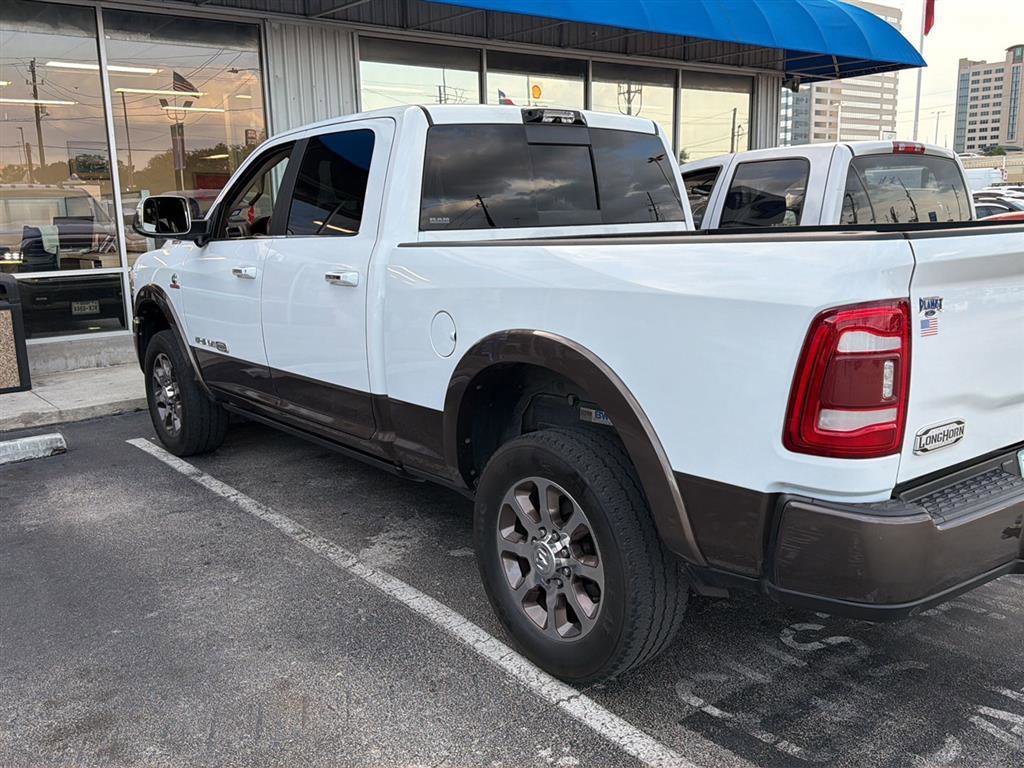Used 2022 RAM 2500 Limited AWD/4WD image 2