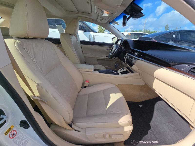 Used 2015 Lexus ES 350 w/ Ultra Luxury Package image 7