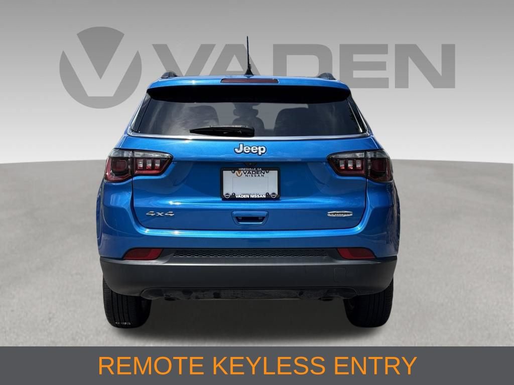 Used 2024 Jeep Compass Latitude AWD/4WD image 6