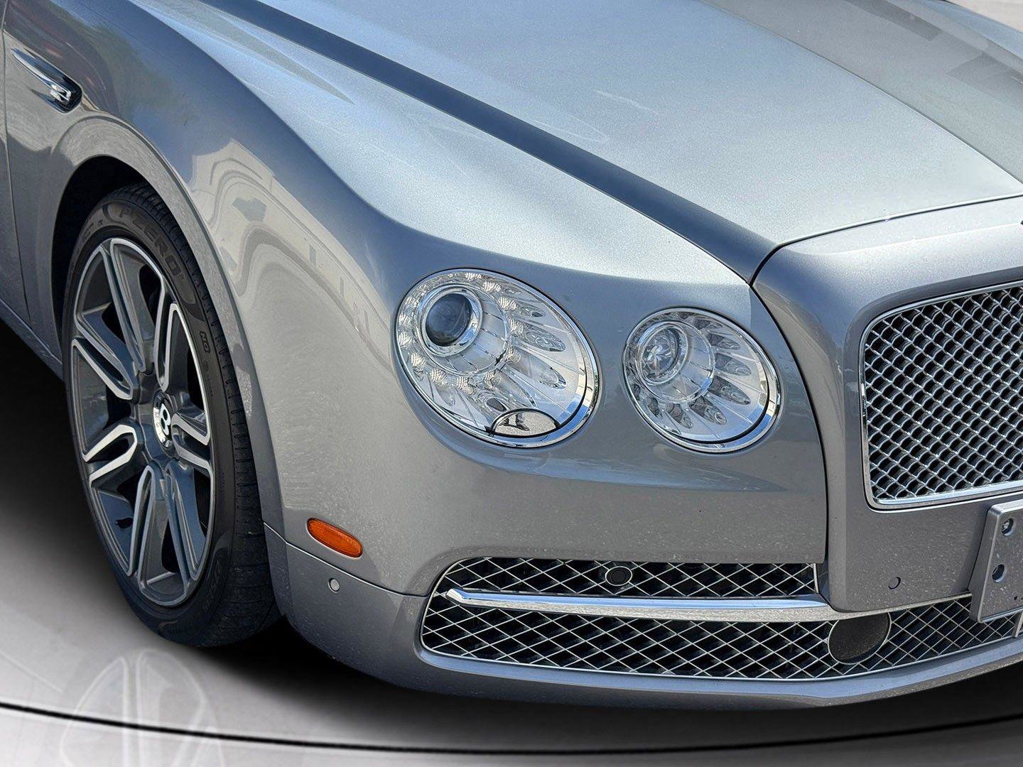 Used 2016 Bentley Flying Spur W12 image 9