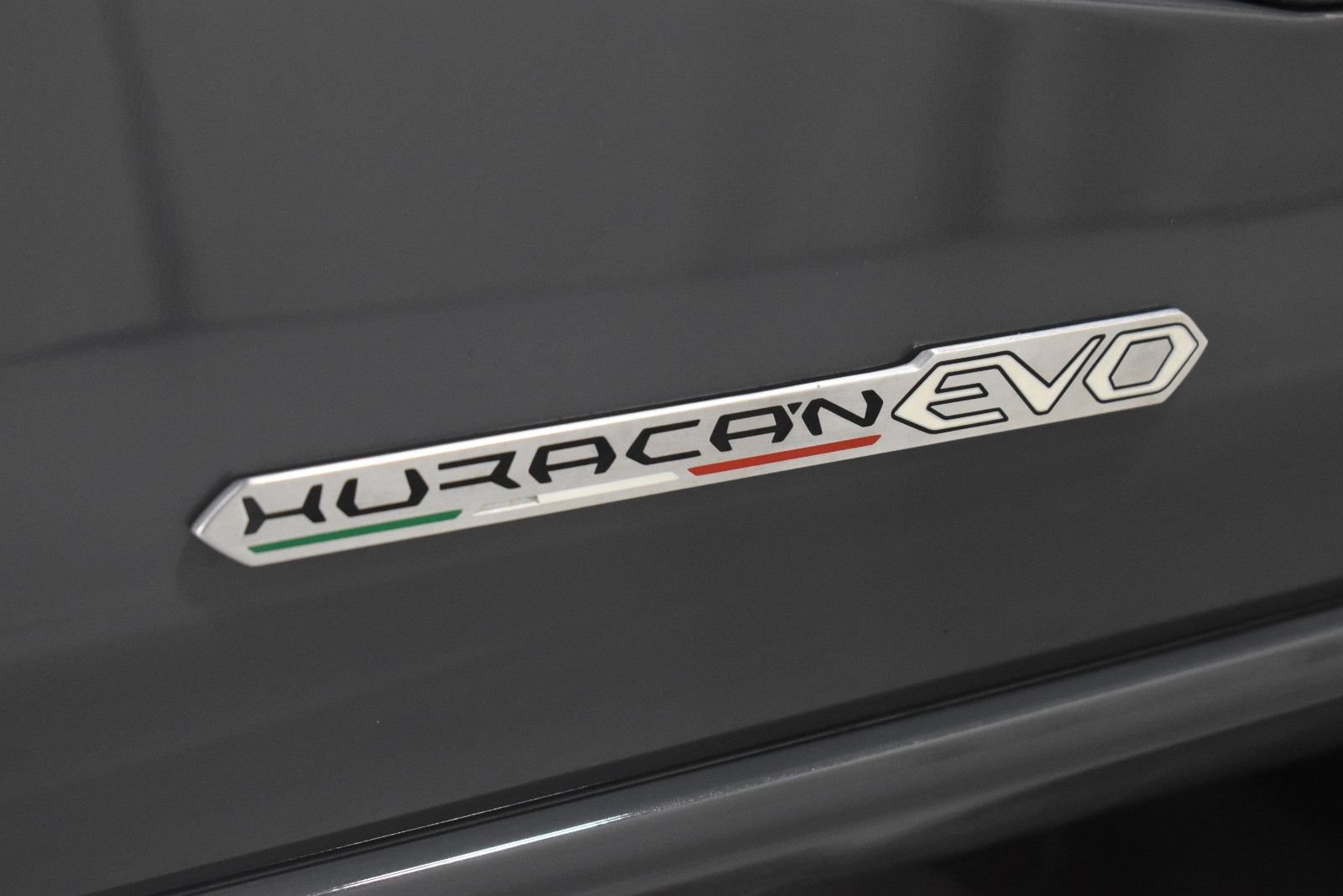 Used 2020 Lamborghini Huracan EVO AWD/4WD image 13