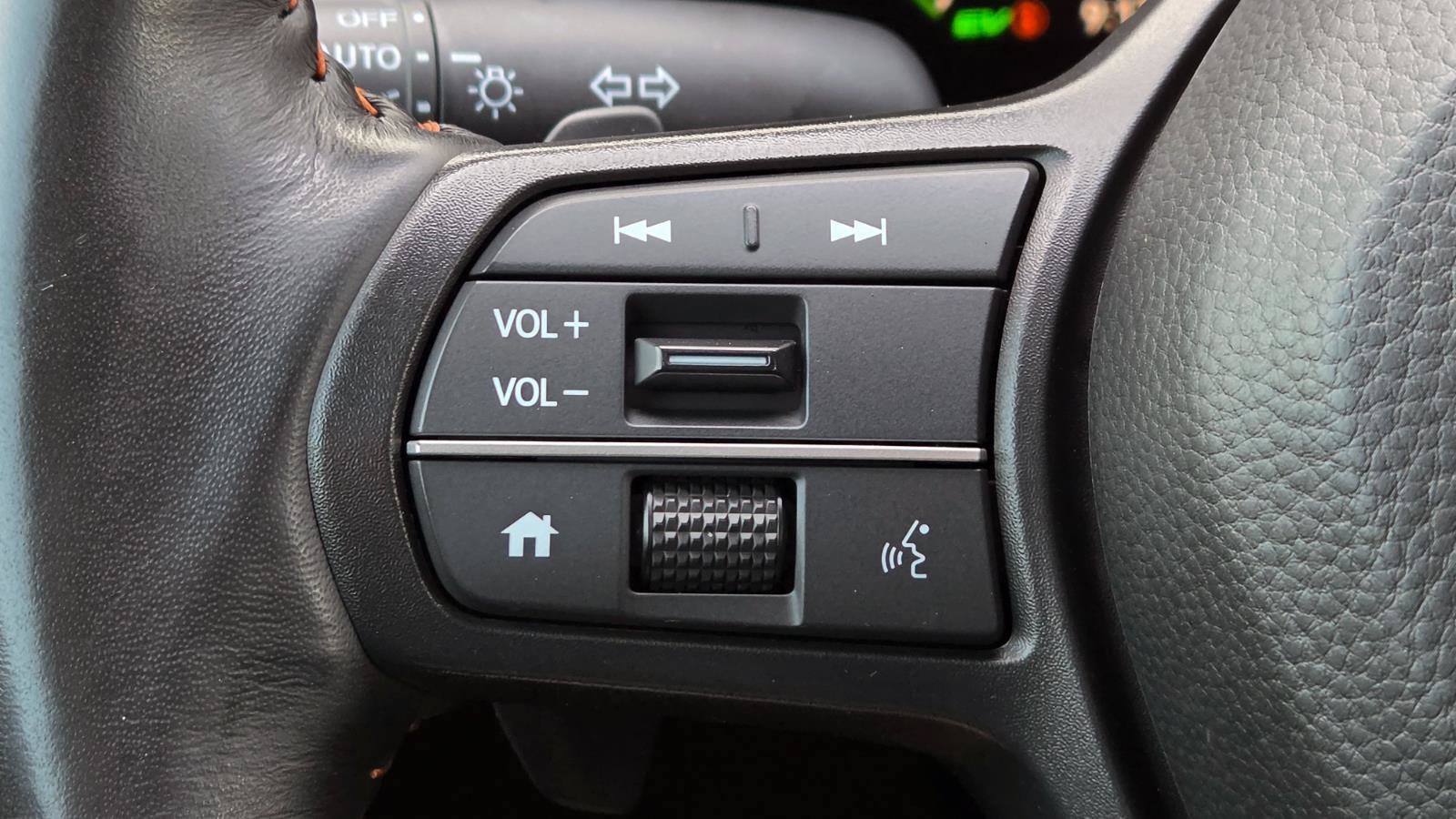 Used 2025 Honda CR-V Sport-L image 27
