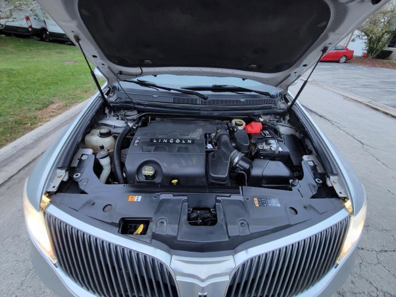 Used 2013 Lincoln MKT Limo AWD image 69