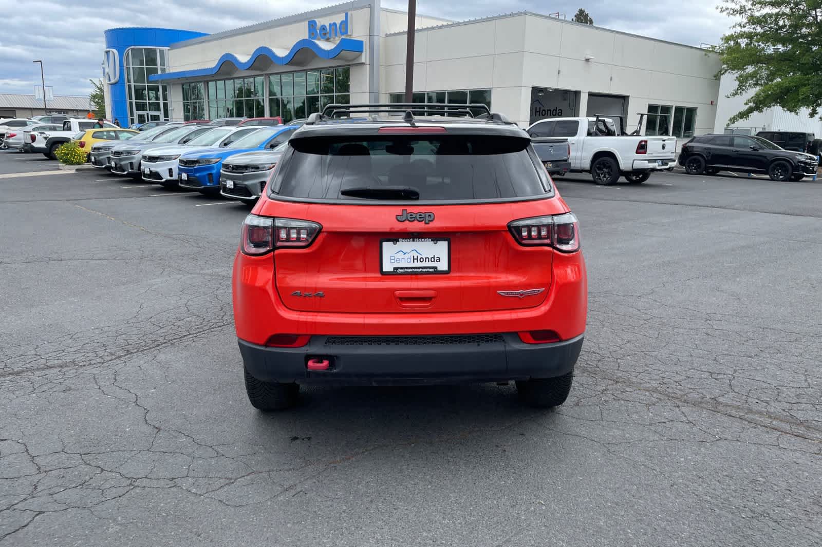 Used 2020 Jeep Compass Trailhawk AWD/4WD image 4
