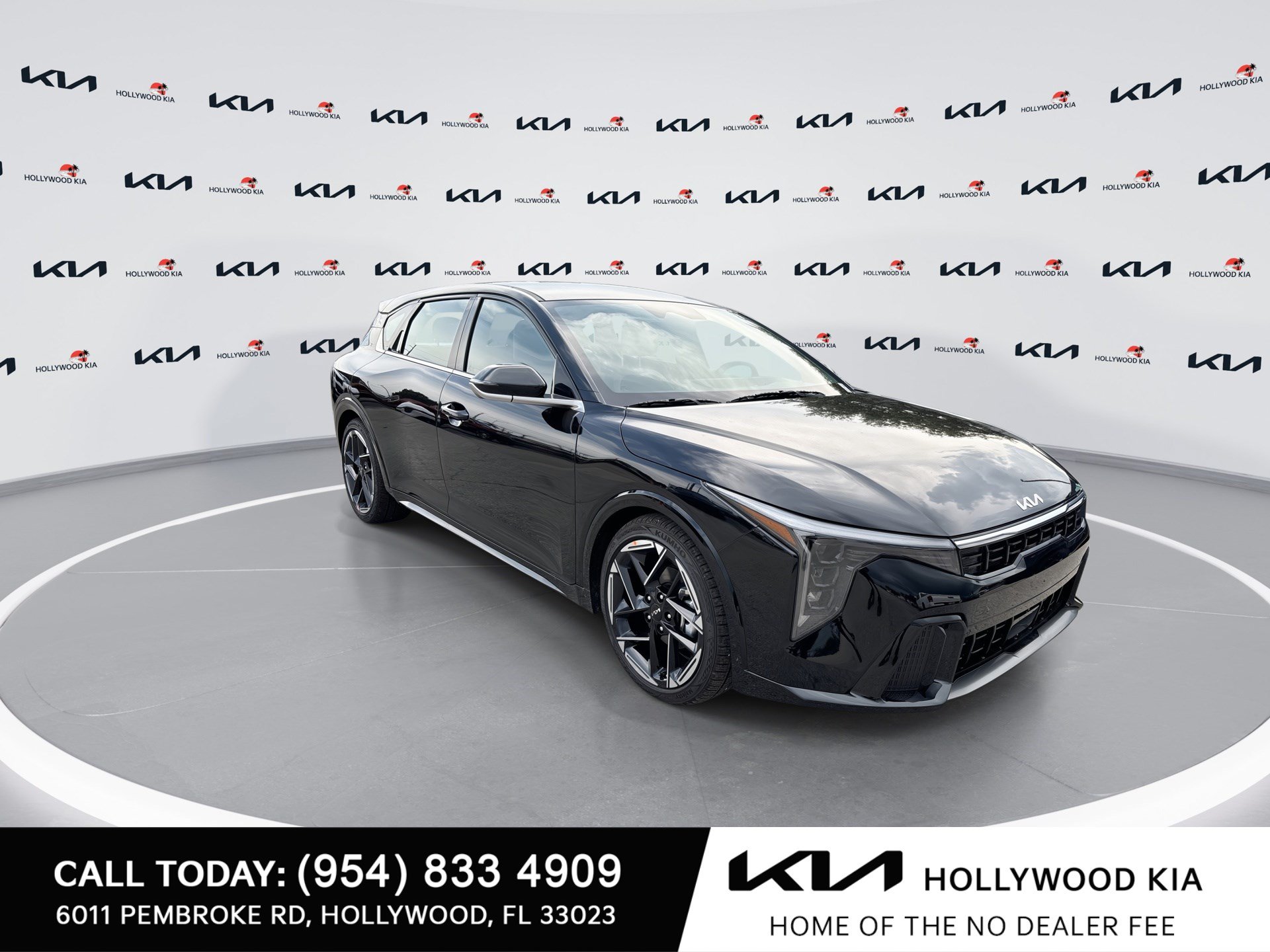 New 2026 Kia K4 GT-Line FWD image 2