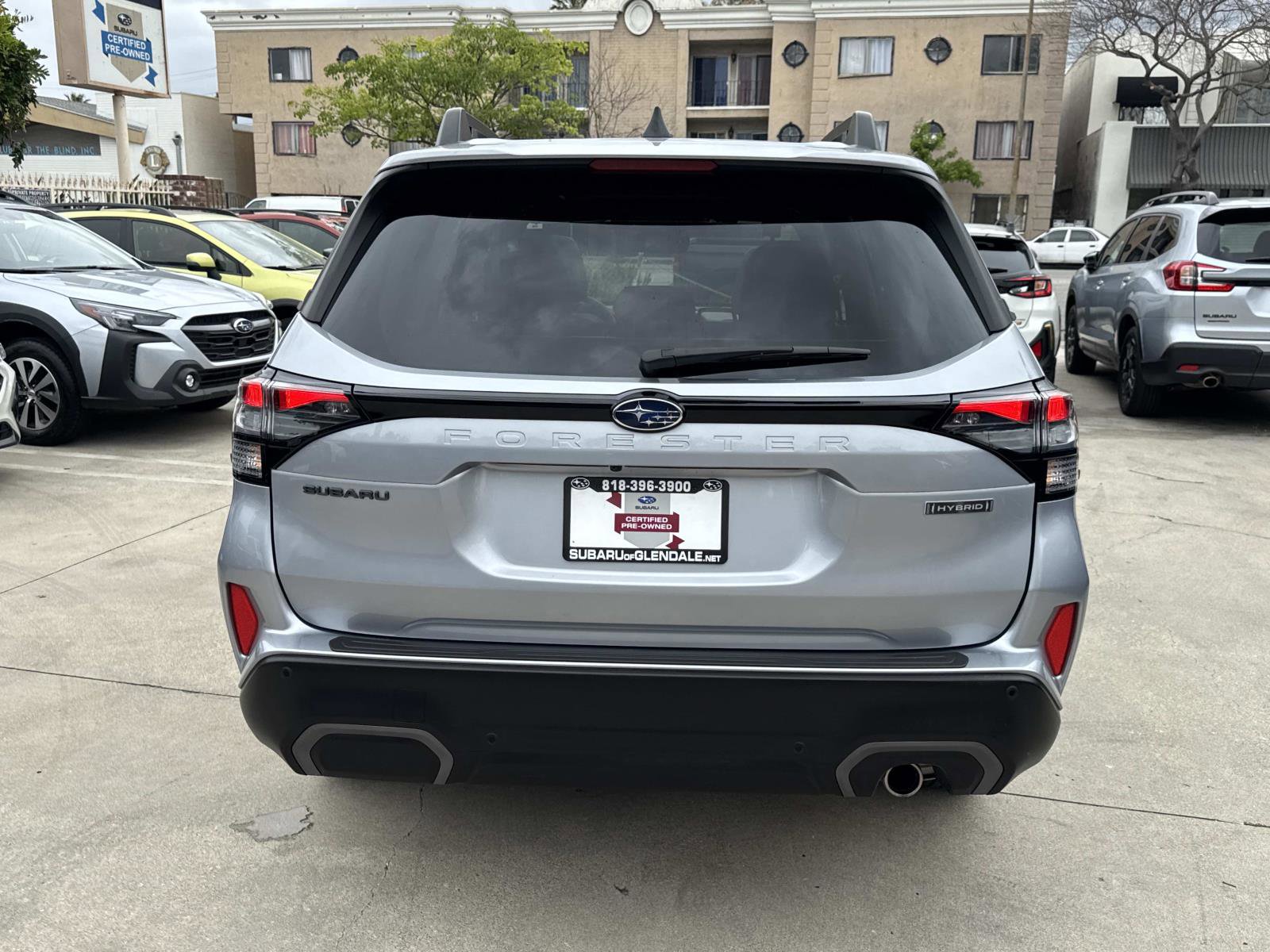 Used 2025 Subaru Forester Limited w/ Popular Package image 5