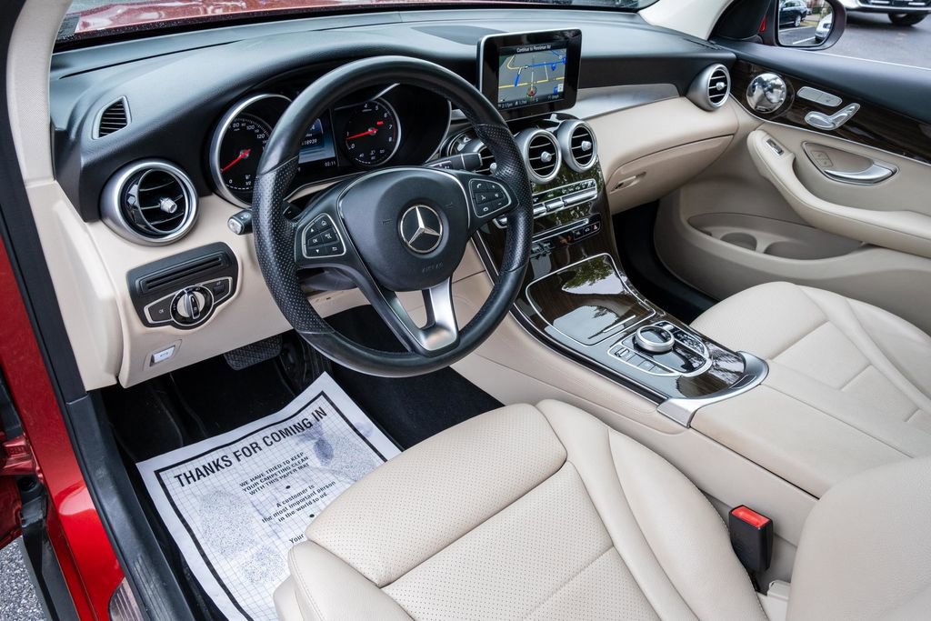 Used 2017 Mercedes-Benz GLC 300 4MATIC image 16