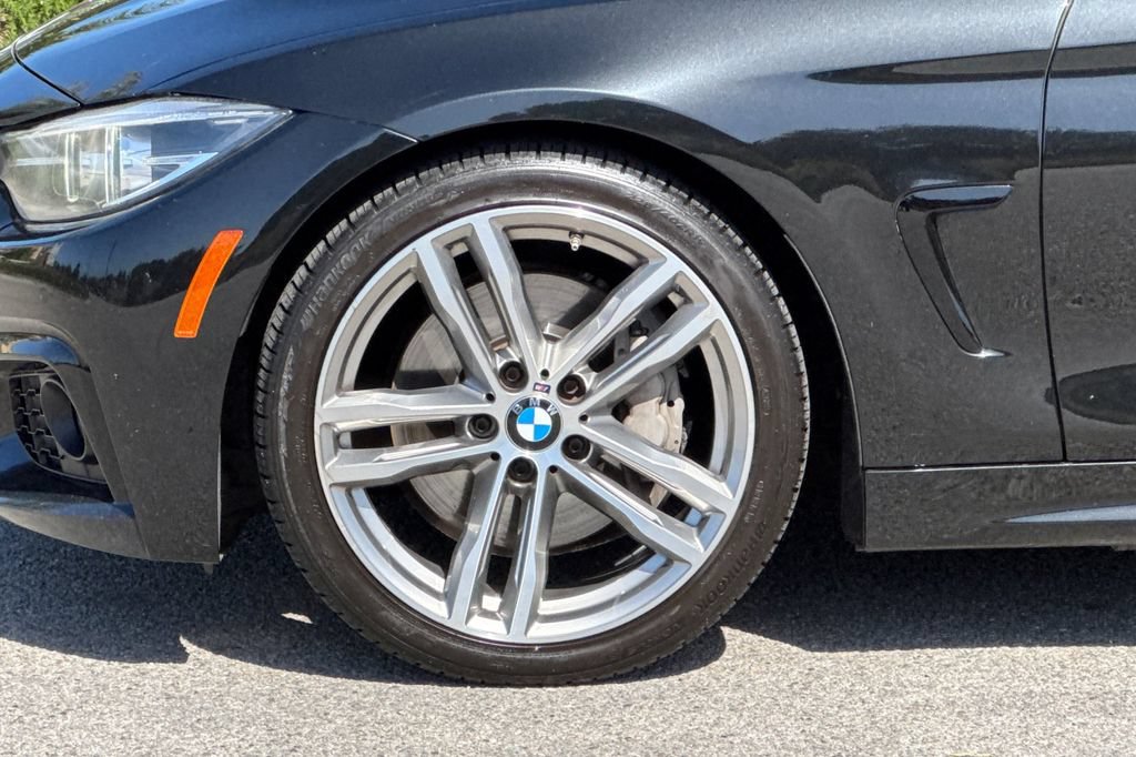 Used 2020 BMW 430i Coupe w/ M Sport Package RWD image 31