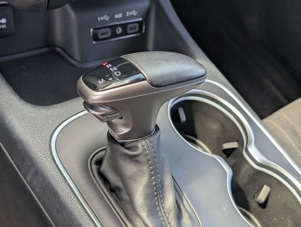 Used 2019 Dodge Durango SXT w/ 3rd Row Seating Group image 22