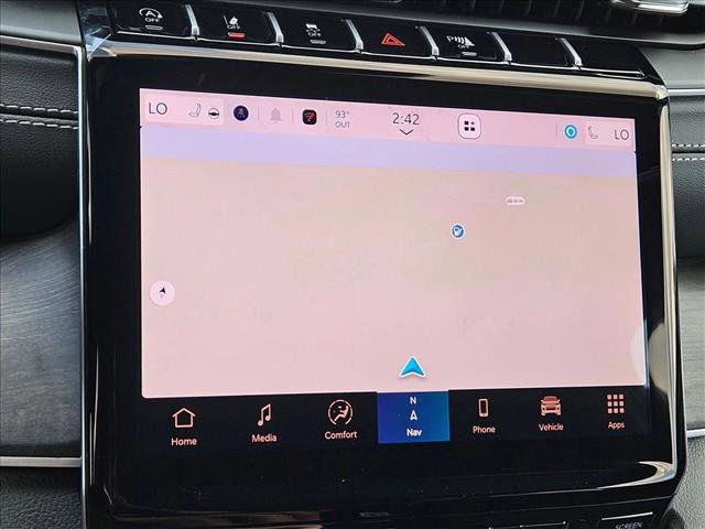 New 2025 Jeep Grand Cherokee Limited w/ Black Appearance Package image 11