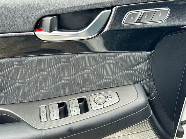 Used 2020 Hyundai Palisade Limited image 18