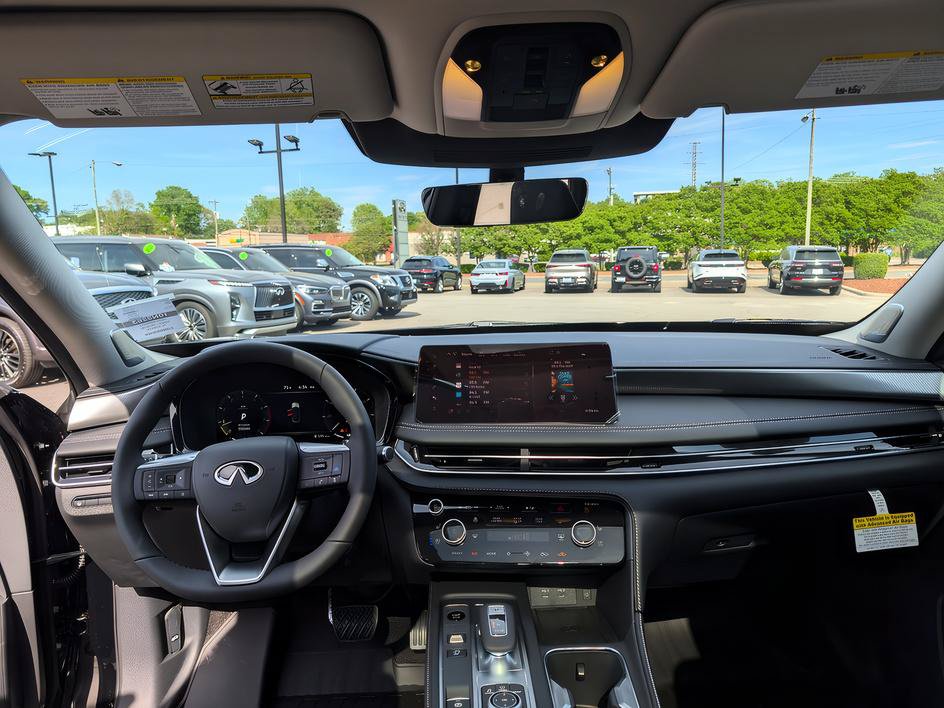 Certified 2026 INFINITI QX60 Luxe FWD image 18