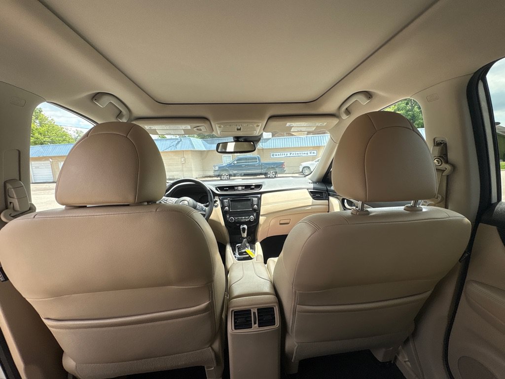 Used 2019 Nissan Rogue SL w/ Premium Package FWD image 17
