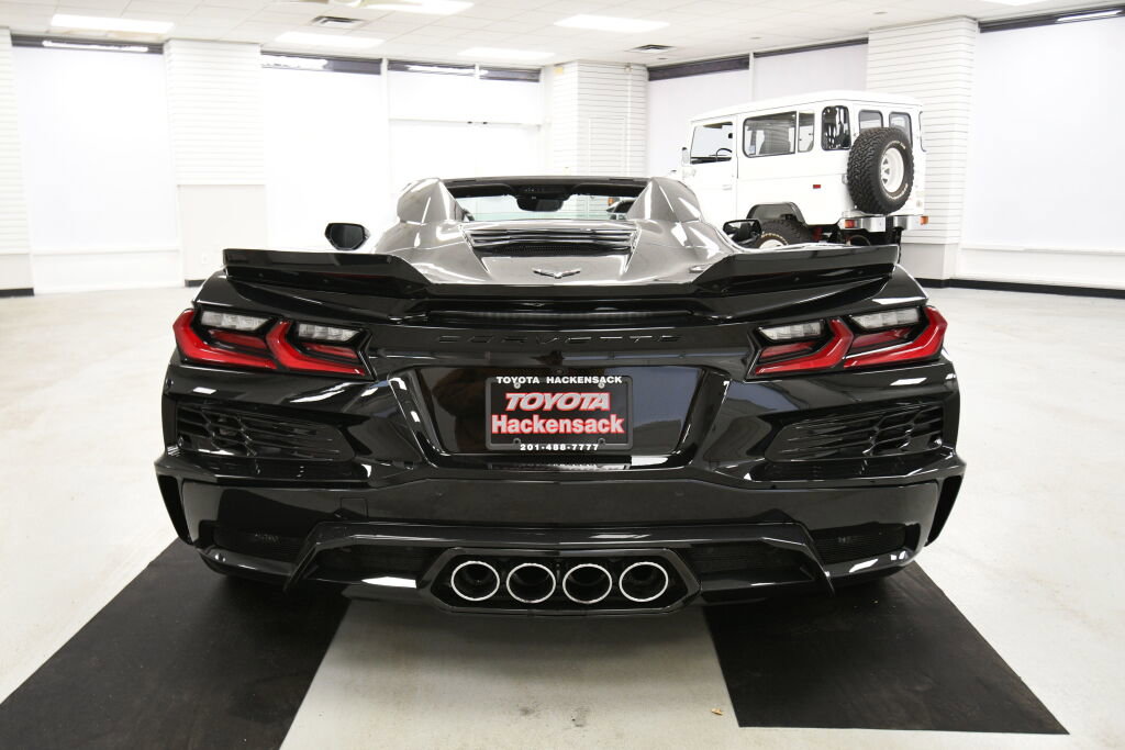 Used 2024 Chevrolet Corvette Z06 image 6