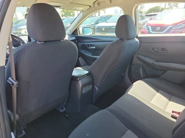Certified 2025 Nissan Sentra SV FWD image 17