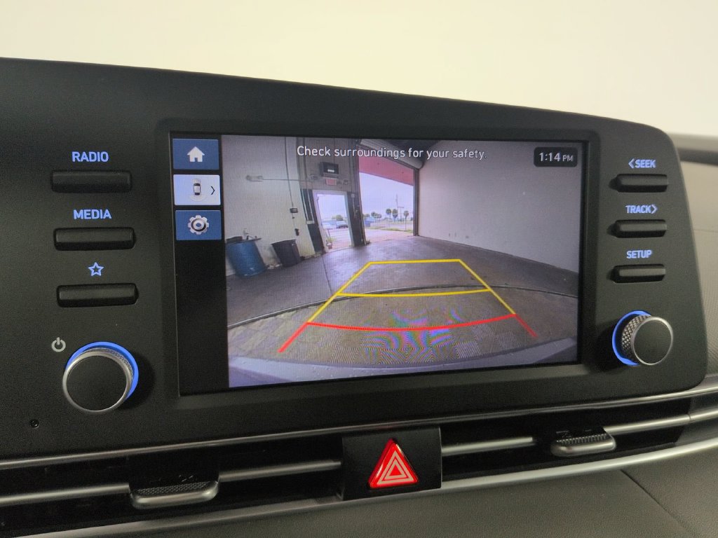Used 2025 Hyundai Elantra Sport FWD image 31