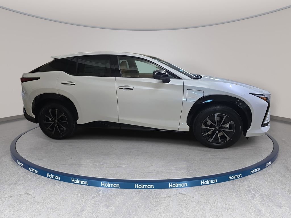 New 2026 Lexus RZ 450e AWD image 4