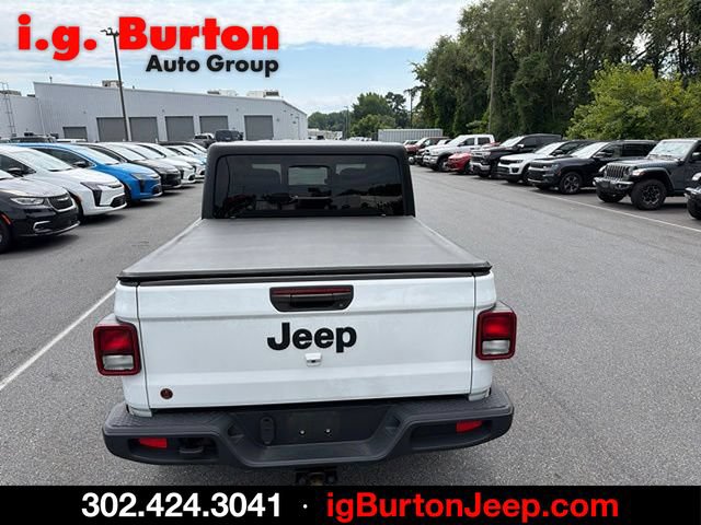 Used 2023 Jeep Gladiator Sport AWD/4WD image 5