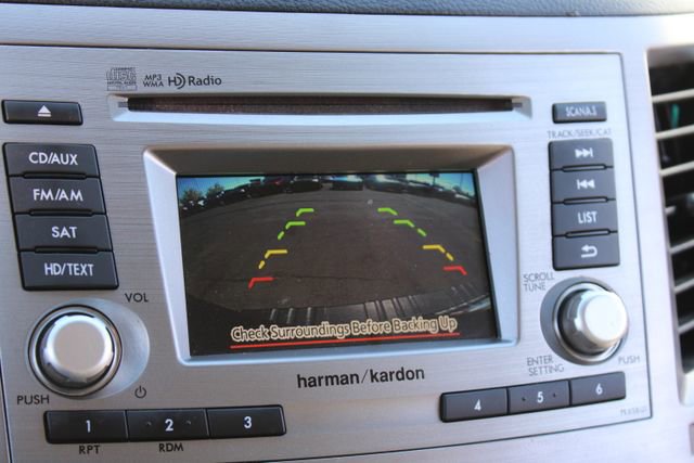 Used 2013 Subaru Outback 3.6R Limited w/ Moonroof Pkg image 24