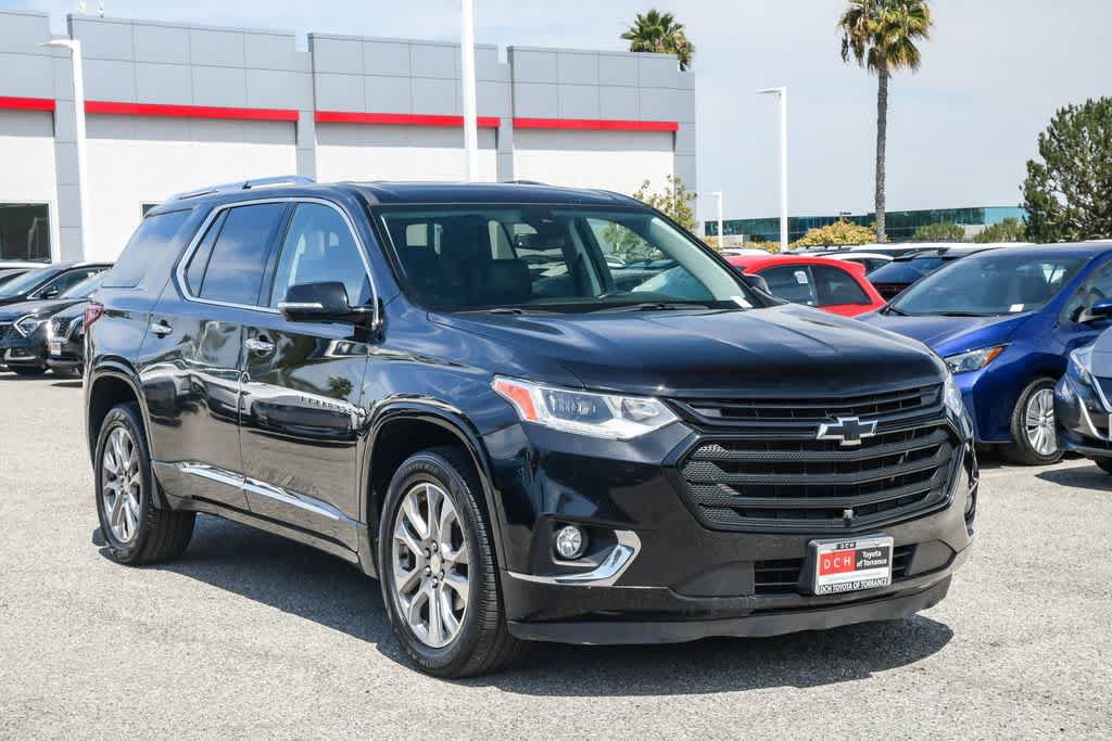 Used 2020 Chevrolet Traverse Premier w/ LPO, Black Accent Package FWD video 3