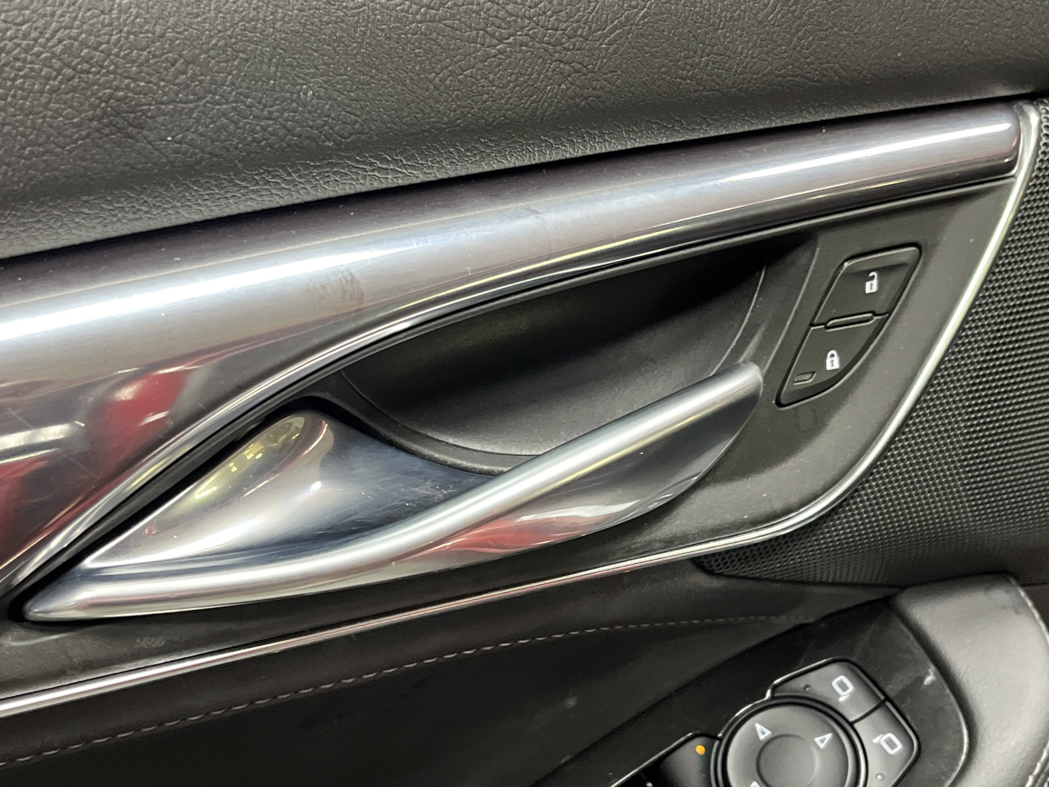 Used 2020 Cadillac CT5 Luxury w/ Cold Weather Package RWD image 33
