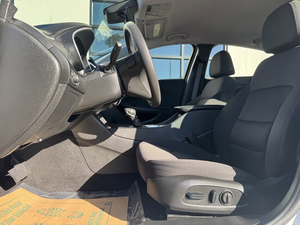 Used 2024 Chevrolet Malibu LT image 10
