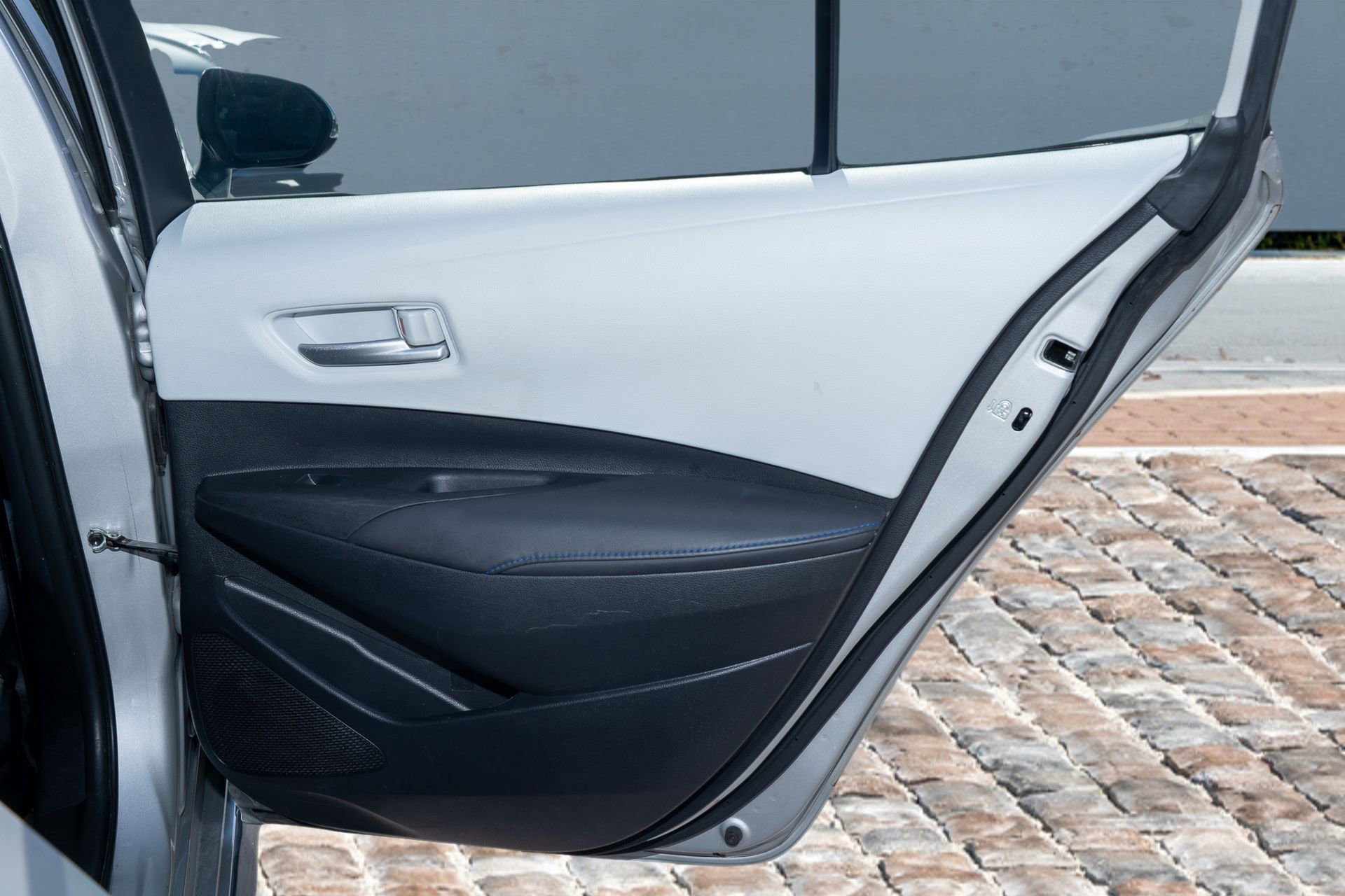 Used 2022 Toyota Corolla SE image 13