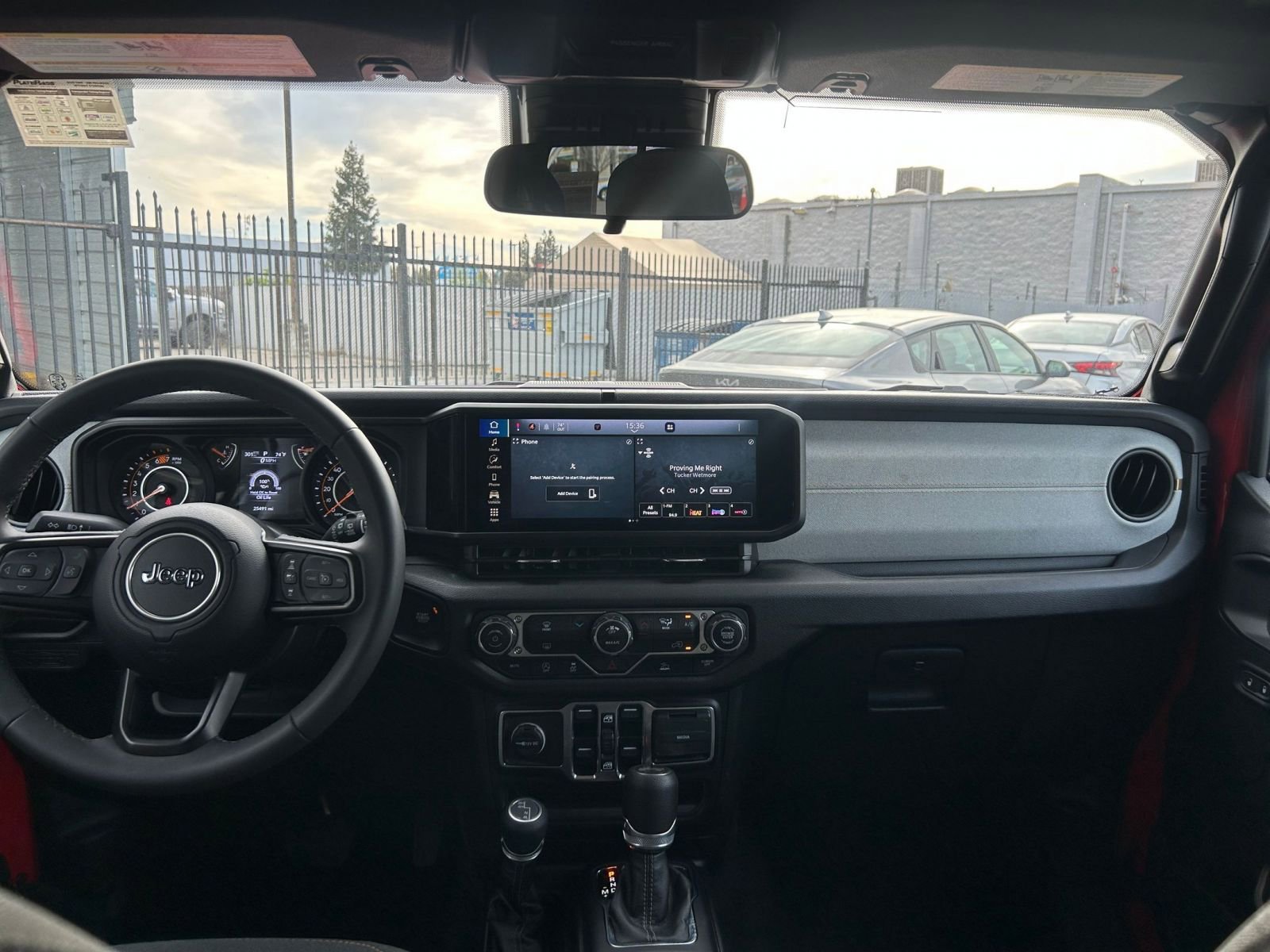 Used 2025 Jeep Wrangler Sport S image 33