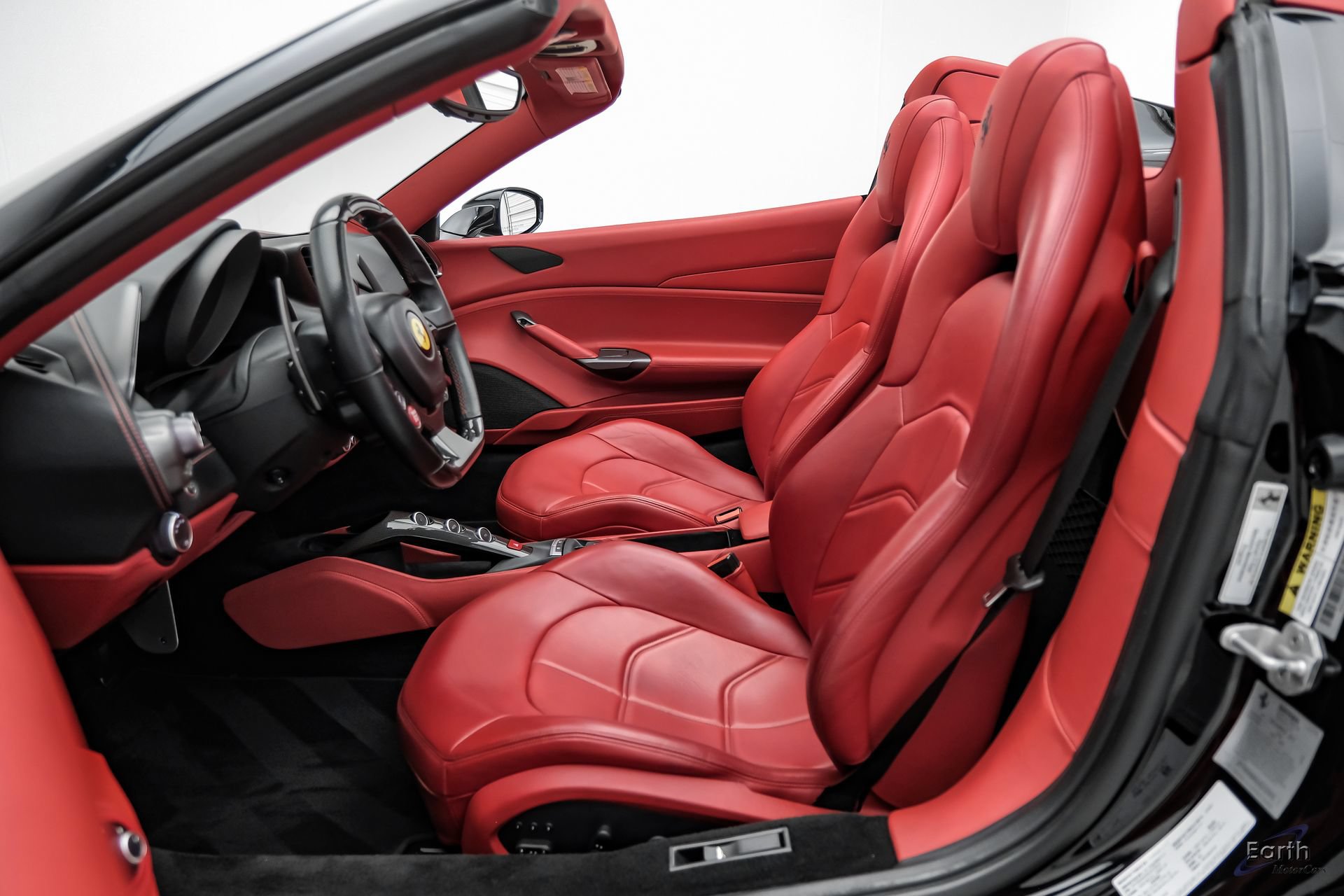 Used 2018 Ferrari 488 Spider RWD image 47