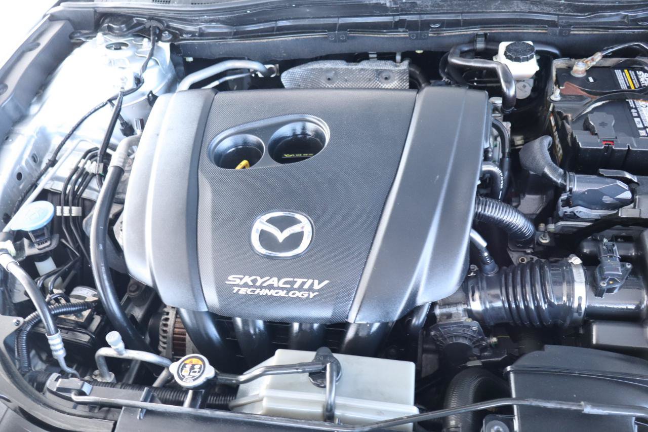 Used 2018 MAZDA MAZDA3 Touring FWD image 46