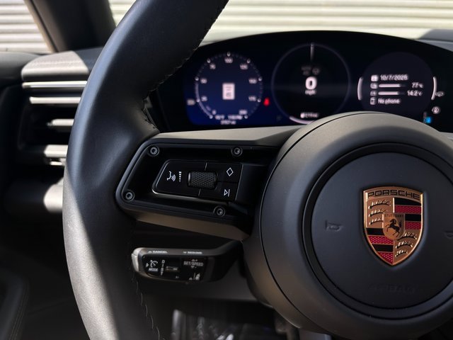 Certified 2025 Porsche Macan 4 Electric image 12