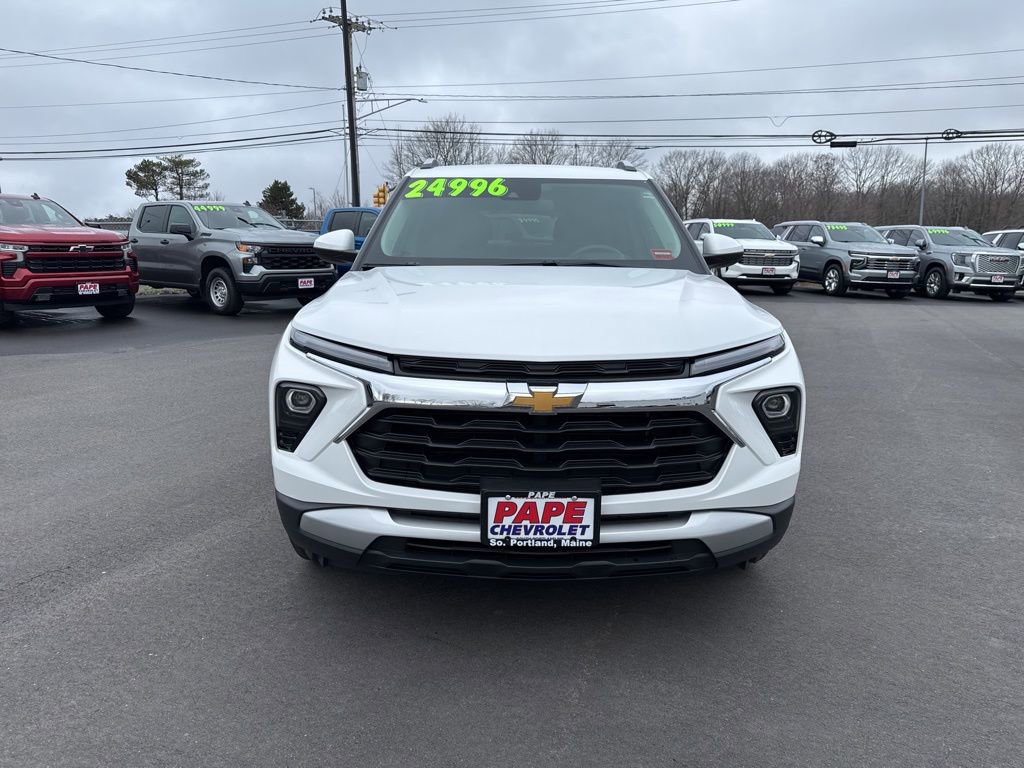 Used 2025 Chevrolet TrailBlazer LT w/ Driver Confidence Package AWD/4WD image 10