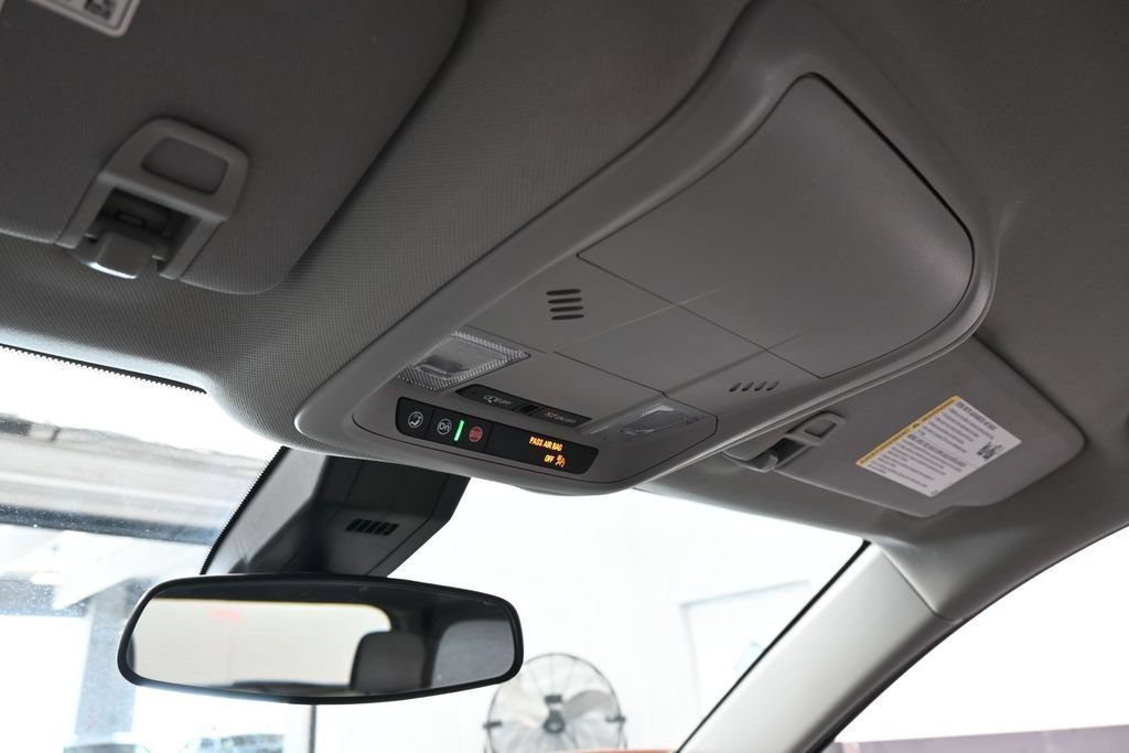 Used 2024 Chevrolet Equinox LS w/ LS Convenience Package FWD image 22