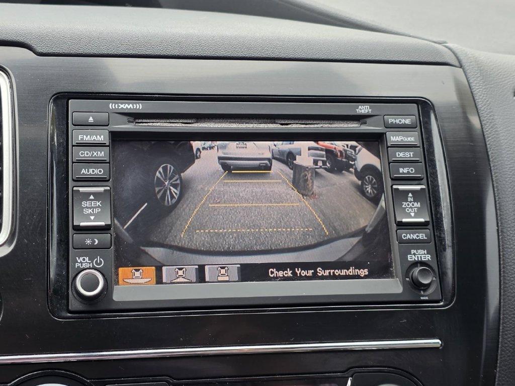 Used 2013 Honda Civic Hybrid Sedan image 12