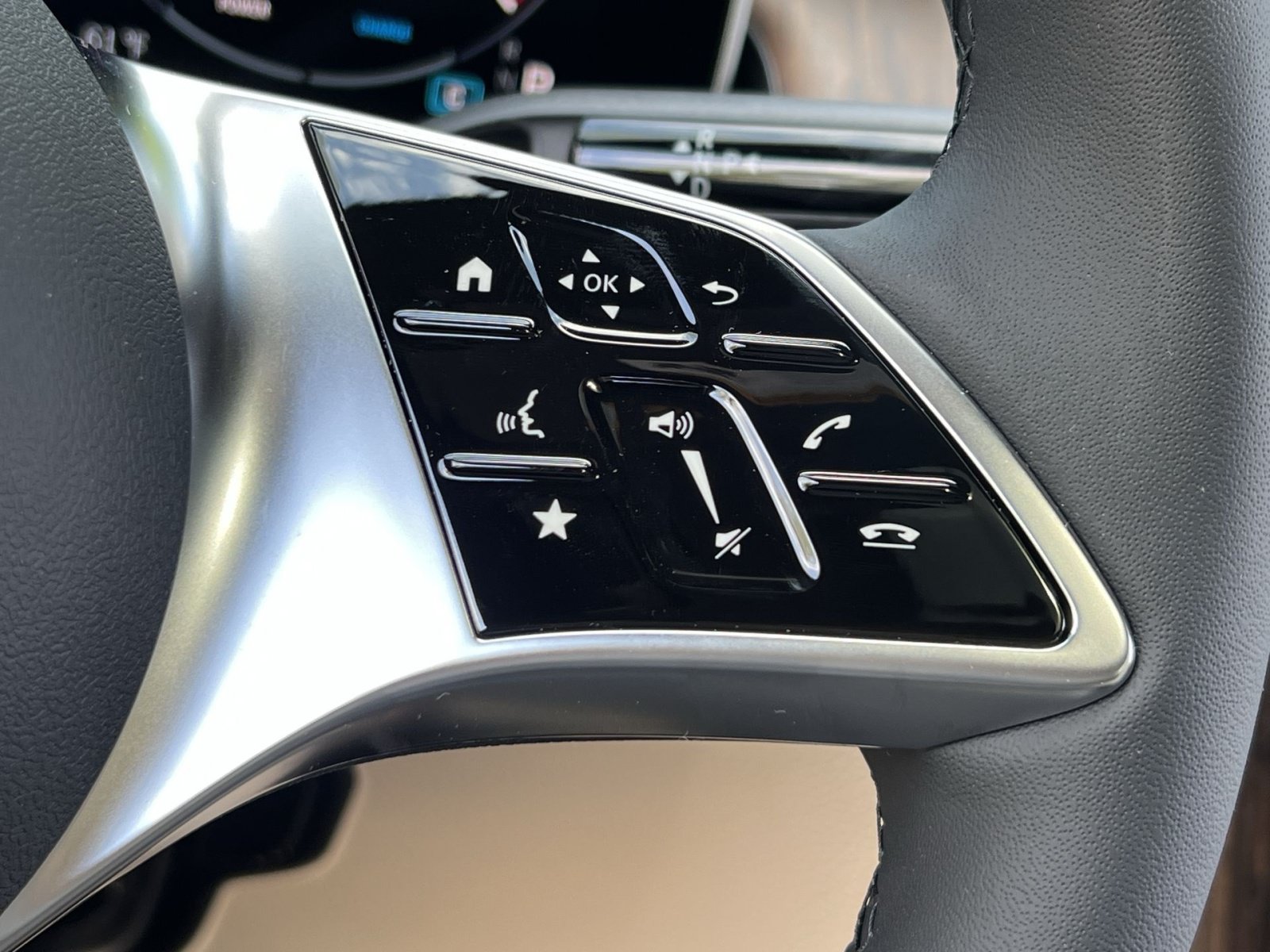 New 2026 Mercedes-Benz GLC 300 4MATIC image 39