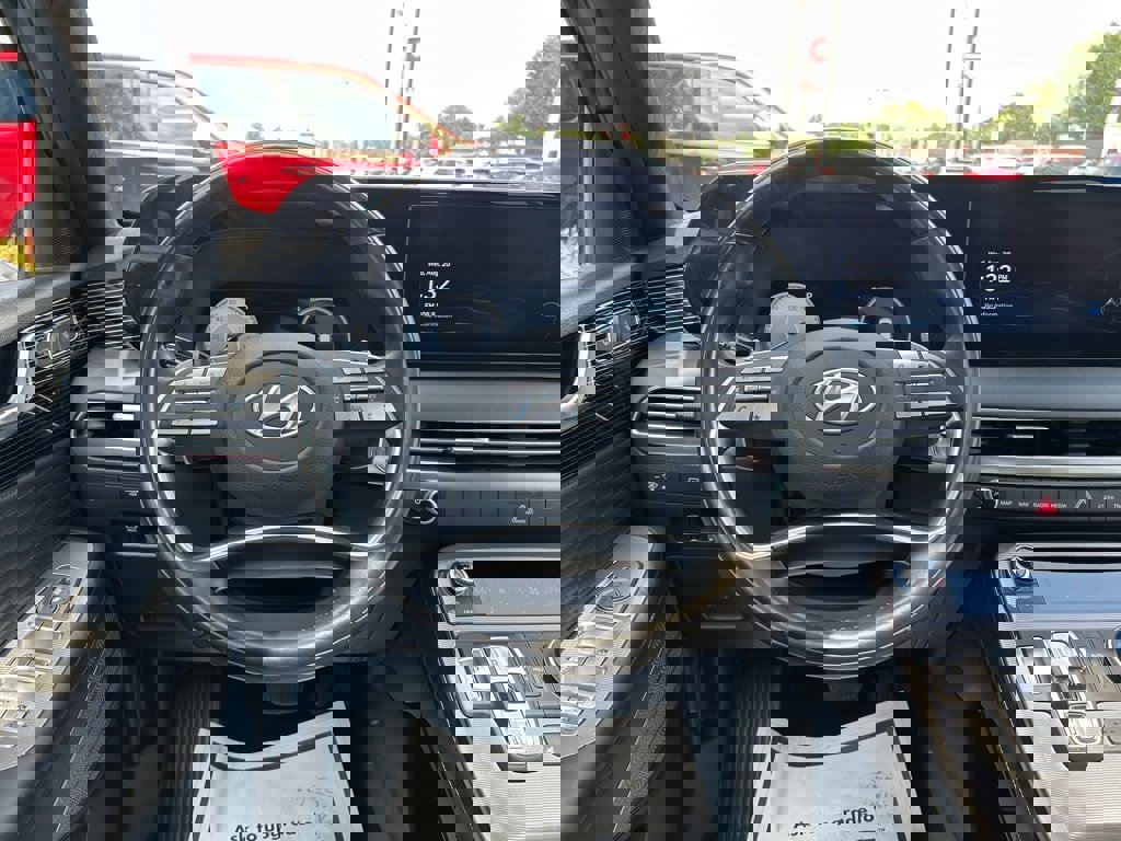 Used 2024 Hyundai Palisade Calligraphy image 23