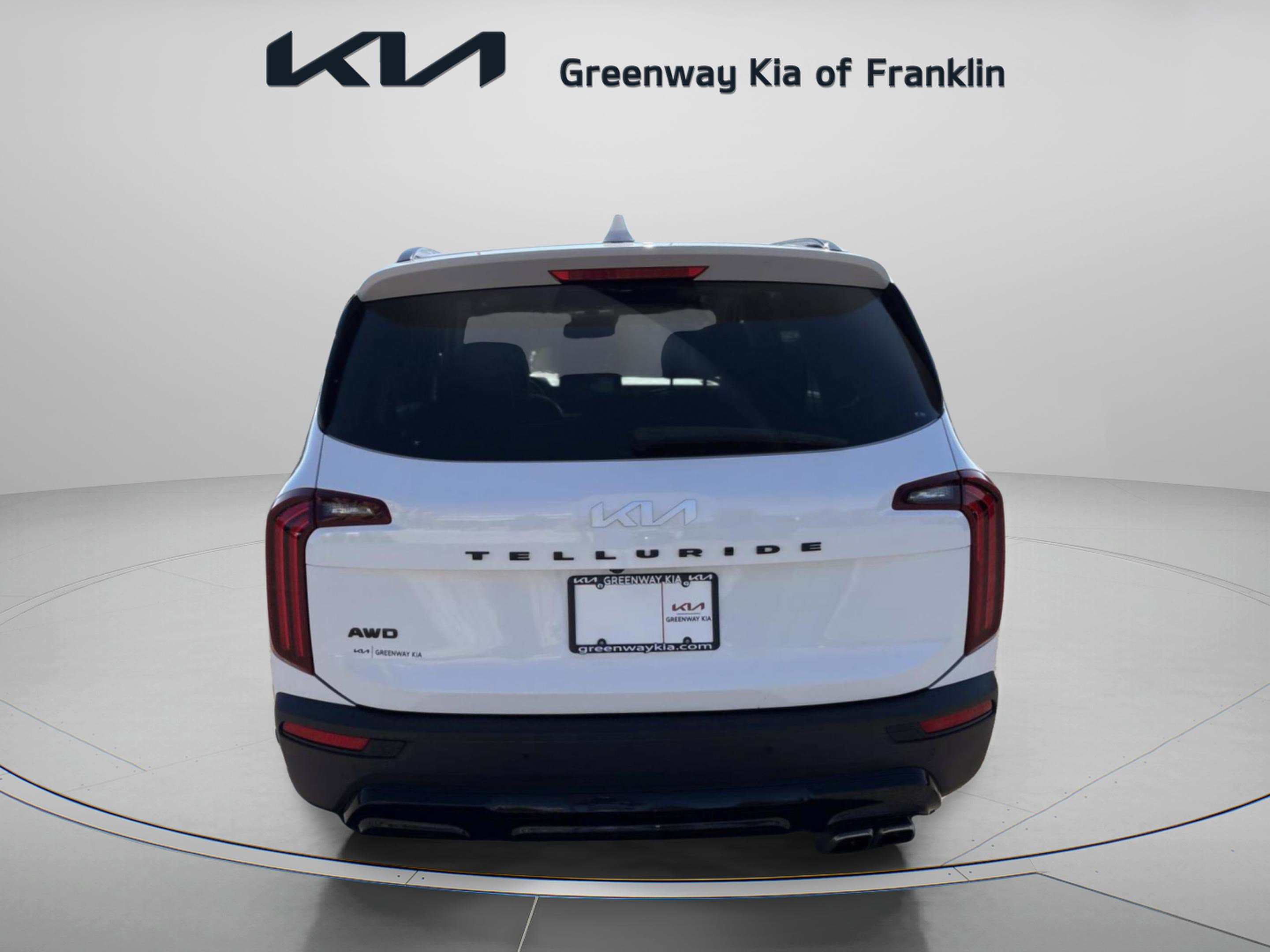 Used 2022 Kia Telluride SX w/ SX Prestige Package image 6