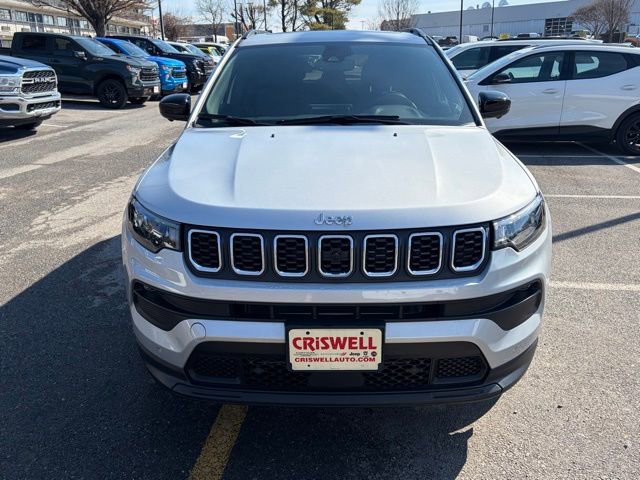 Used 2025 Jeep Compass Latitude w/ Sun & Sound Group image 10