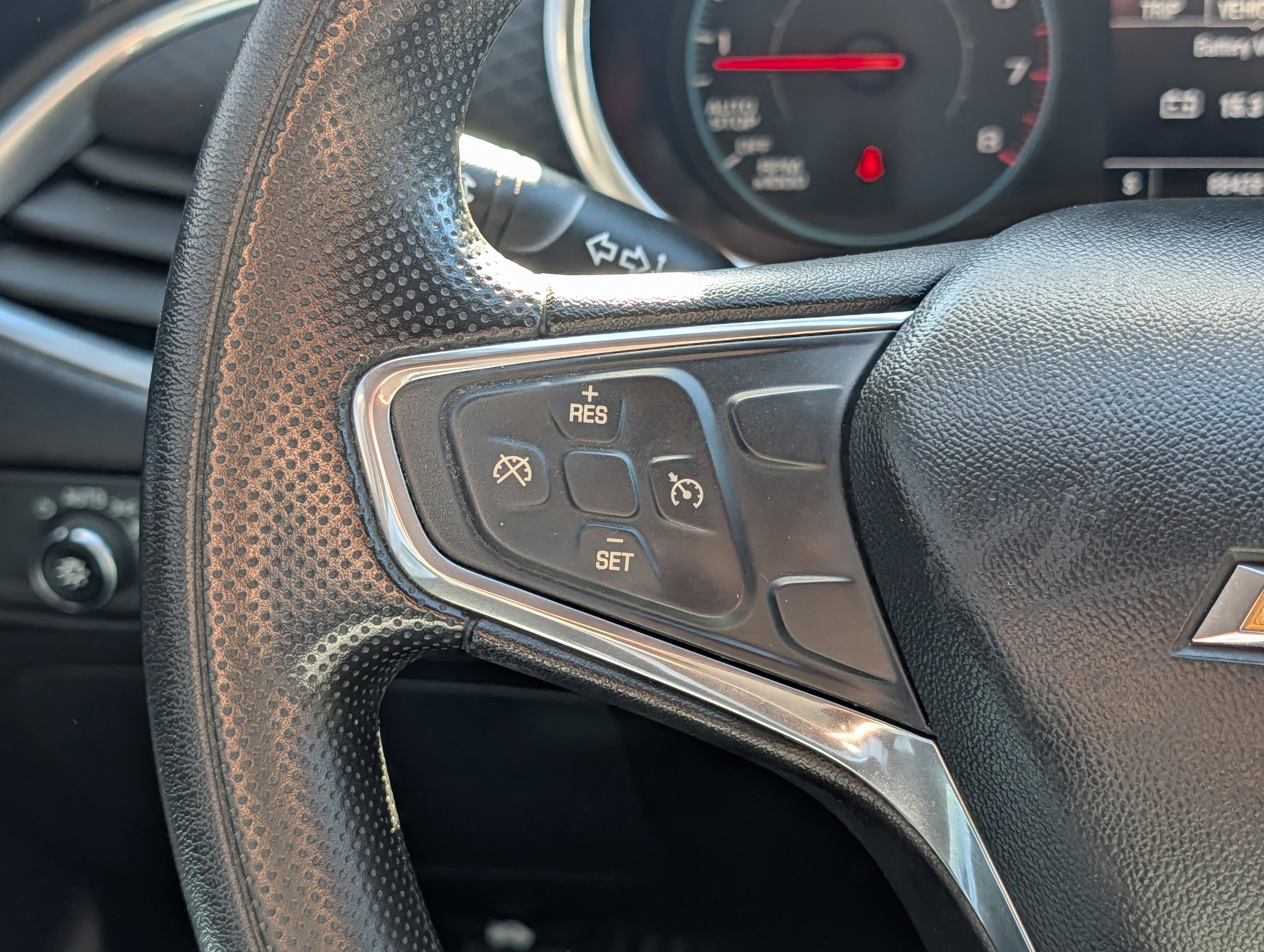 Used 2020 Chevrolet Malibu LT image 25