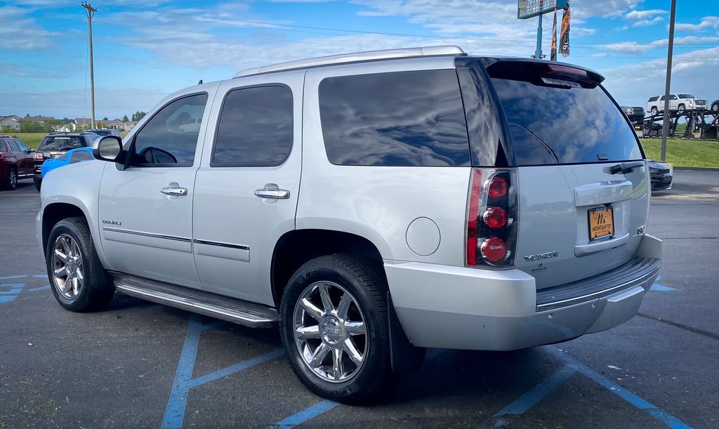 Used 2014 GMC Yukon Denali AWD/4WD image 20