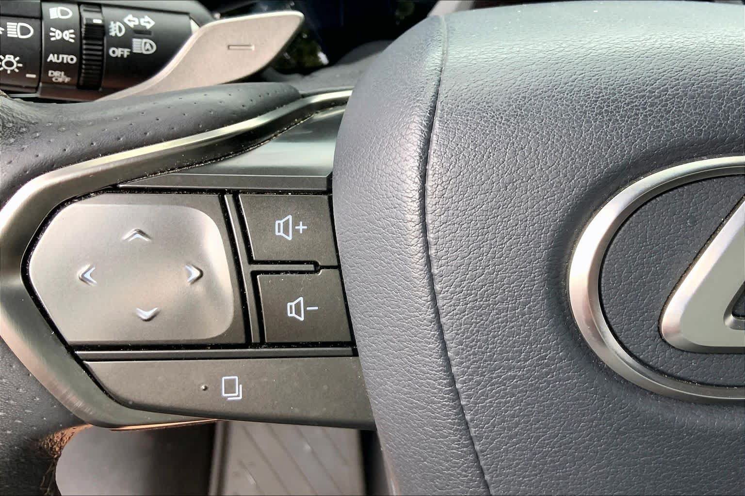 Certified 2023 Lexus RX 500h F Sport w/ Accessory Package (2T) AWD/4WD image 48