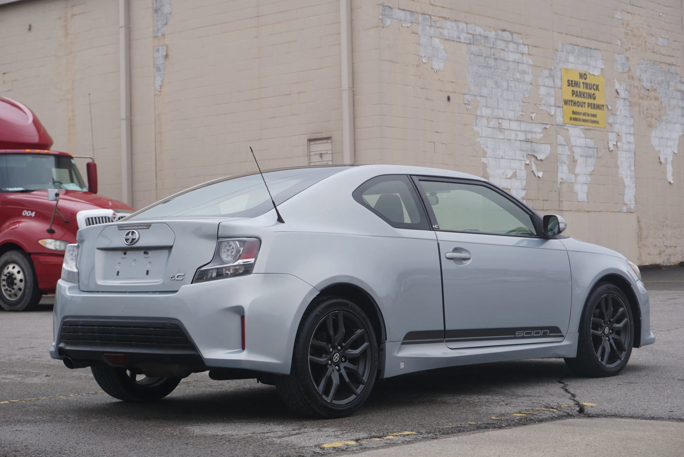 Used 2014 Scion tC 10 Series image 5