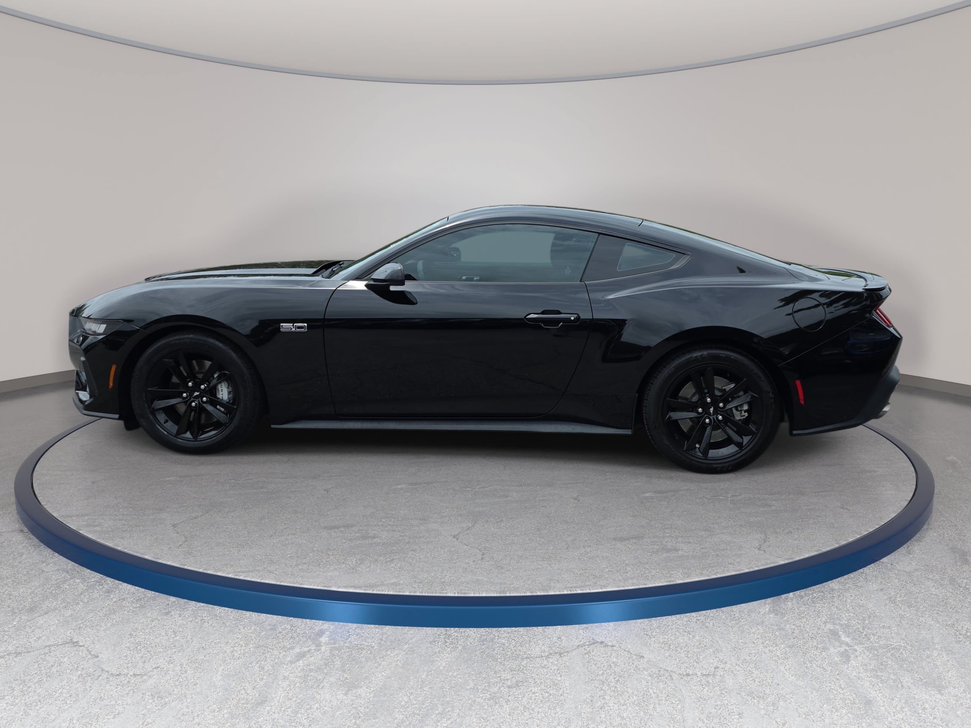Used 2024 Ford Mustang GT RWD image 8